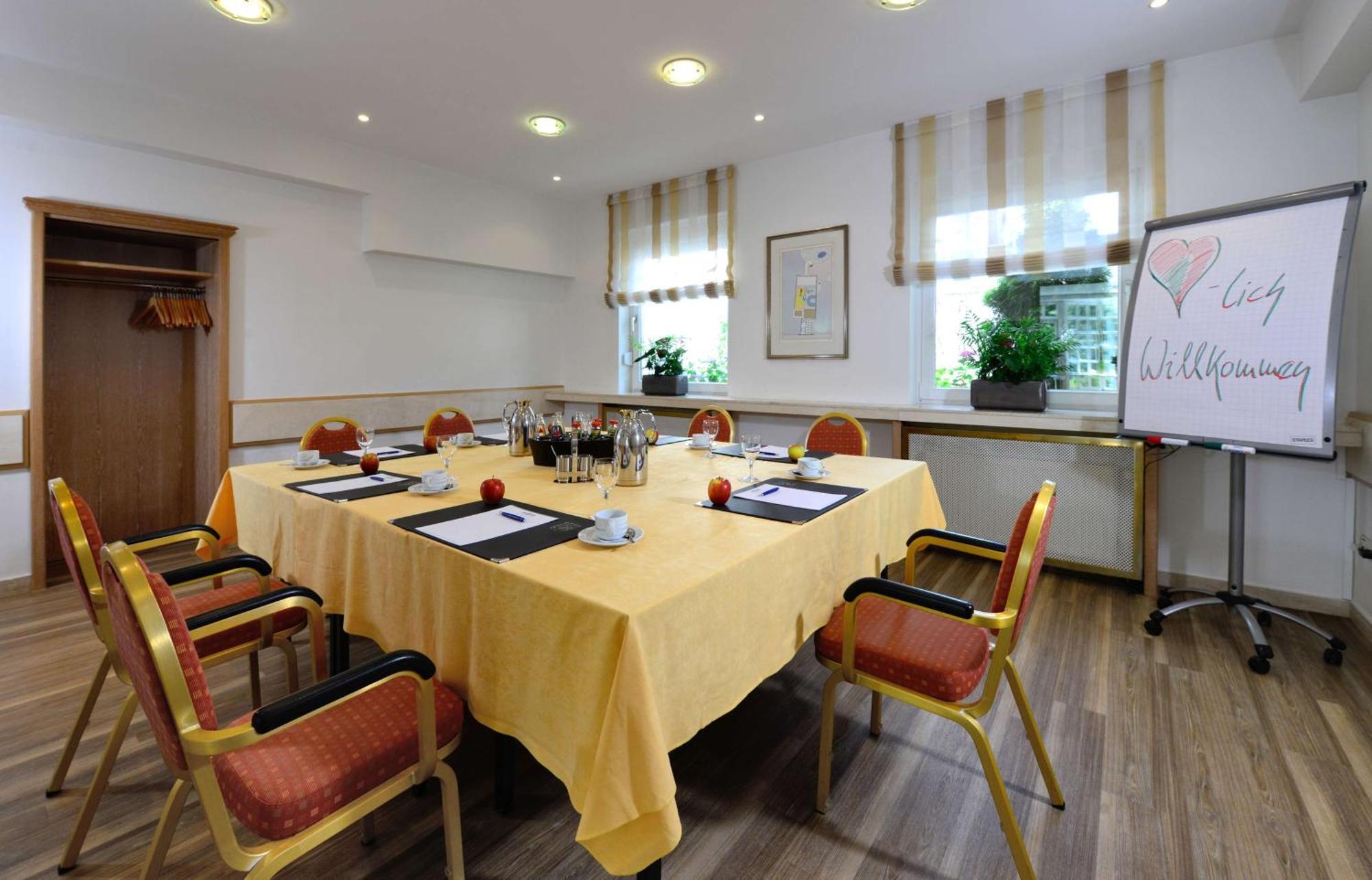 Best Western Hotel Der Foehrenhof Ганновер Екстер'єр фото